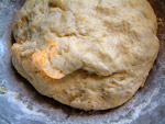 Diese Hefetei-Kugel erneut 30 Minuten gehen lassen