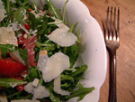 Rucola mit Serrano Schinken und Parmigiano Reggiano