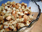 CroÃ»tons mit Kräutern der Provence
