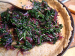 Spinat gleichmäßig auf der Tarte verteilen