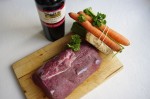 Zutaten für falschen Rinderbraten zum anbraten
