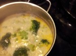 Brokkoli in Brühe und Sahne kochen